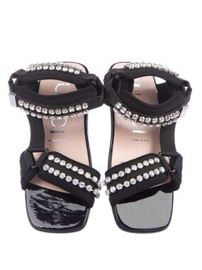 Gucci Embellishment T-strap Sandals